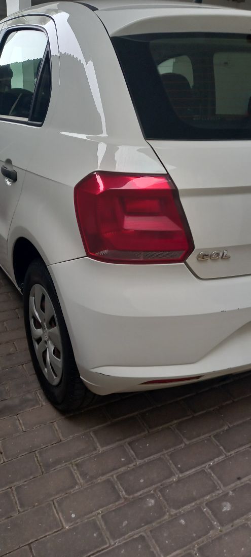 Volkswagen Gol City 1.0 Total 4P Flex 2017/2017 — foto 4 de 13