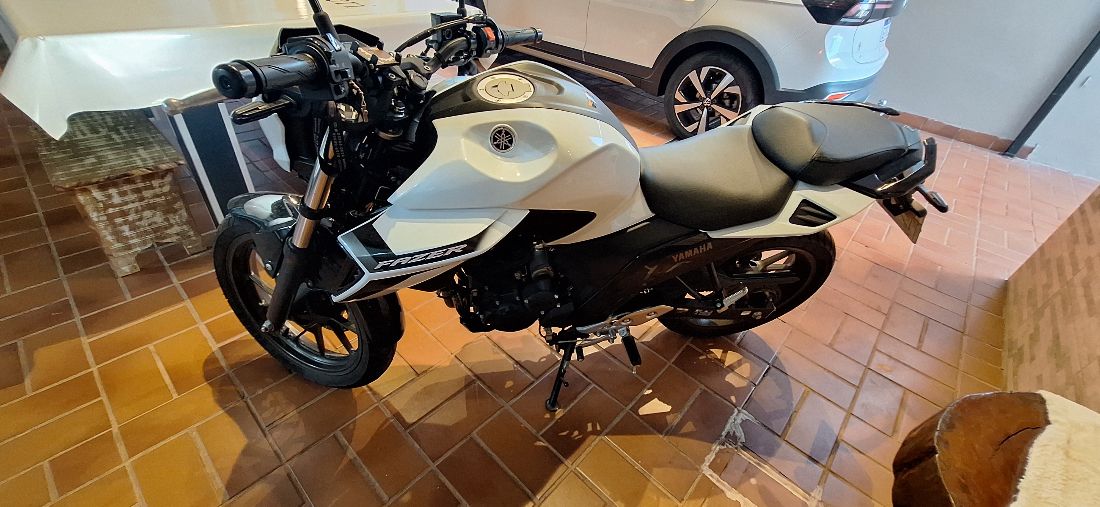Yamaha FZ25 250 FAZER CONNECTED 2025/2026 — foto 4 de 7