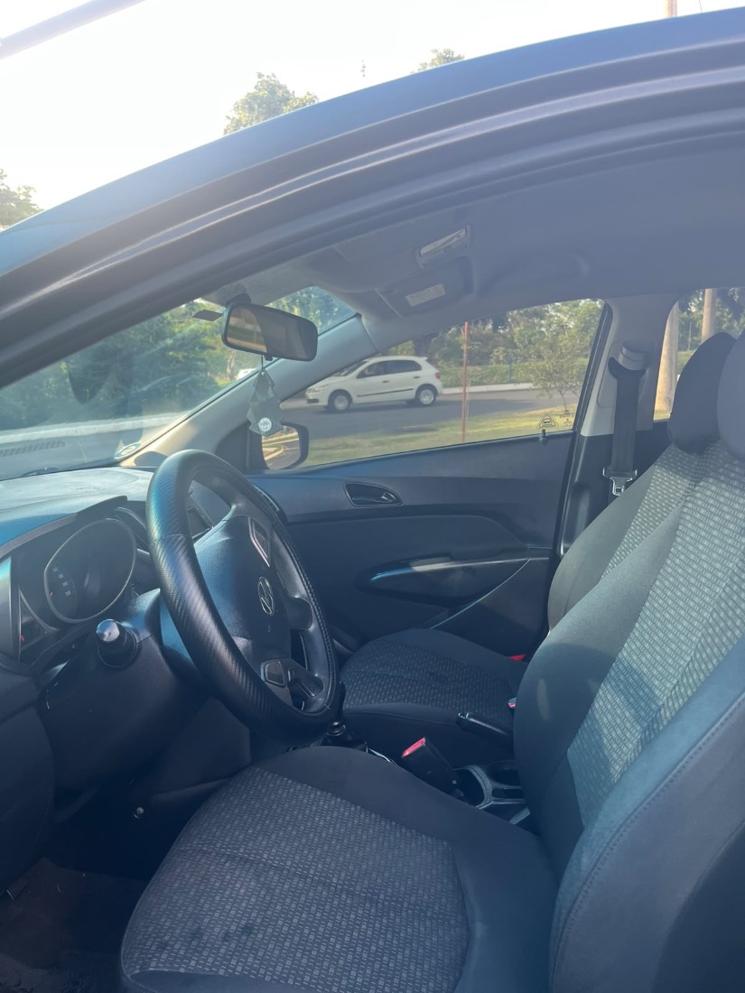 Hyundai HB20 Hatch Comfort 1.0 Flex 2016/2016 — foto 4 de 14
