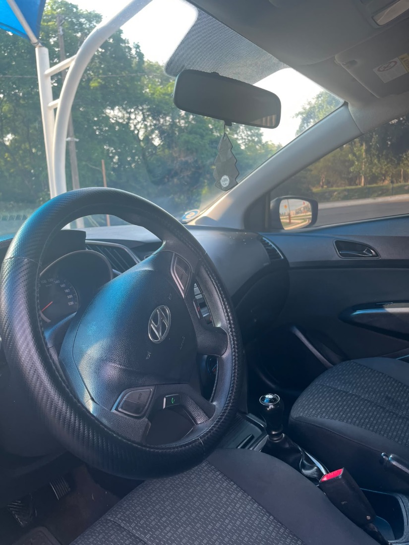 Hyundai HB20 Hatch Comfort 1.0 Flex 2016/2016 — foto 6 de 14