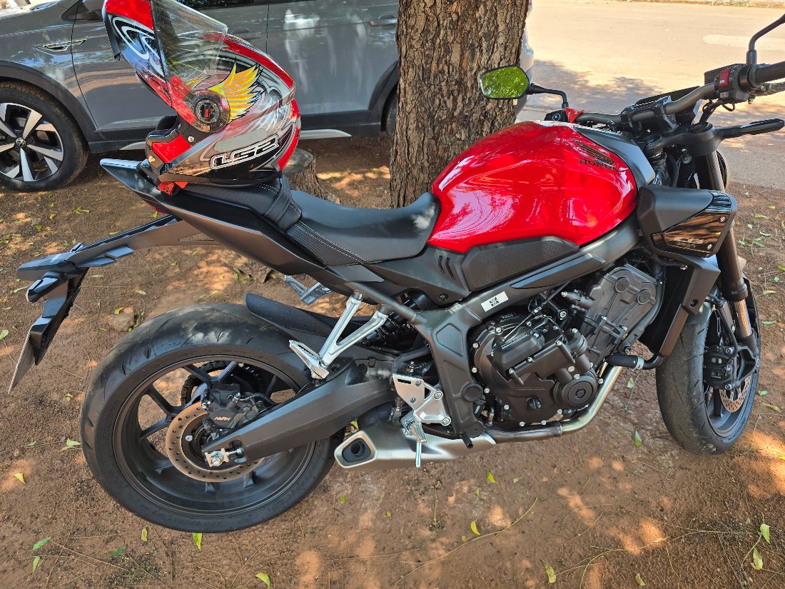 Honda CB 650R E-Clutch 2026/2027 — foto 5 de 7