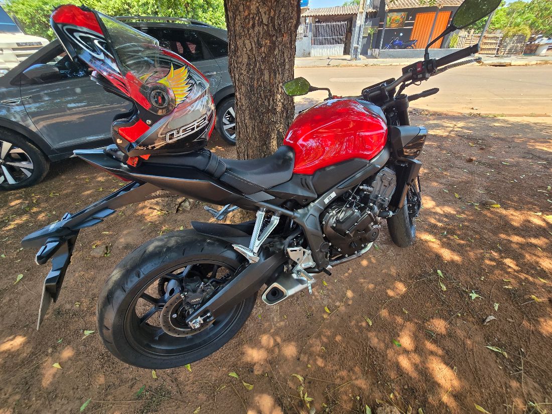 Honda CB 650R E-Clutch 2026/2027 — foto 6 de 7