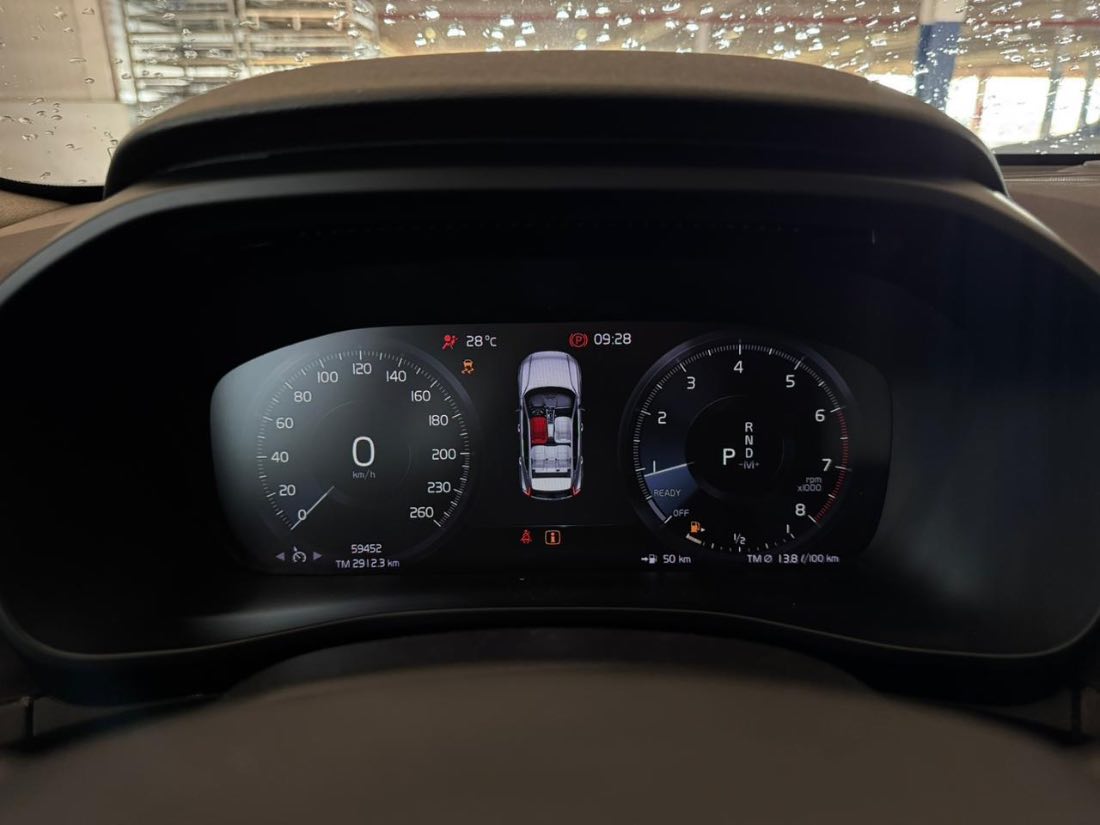Volvo Volvo XC 40 T-4 2.0 190cv FWD 2018/2019 — foto 12 de 15