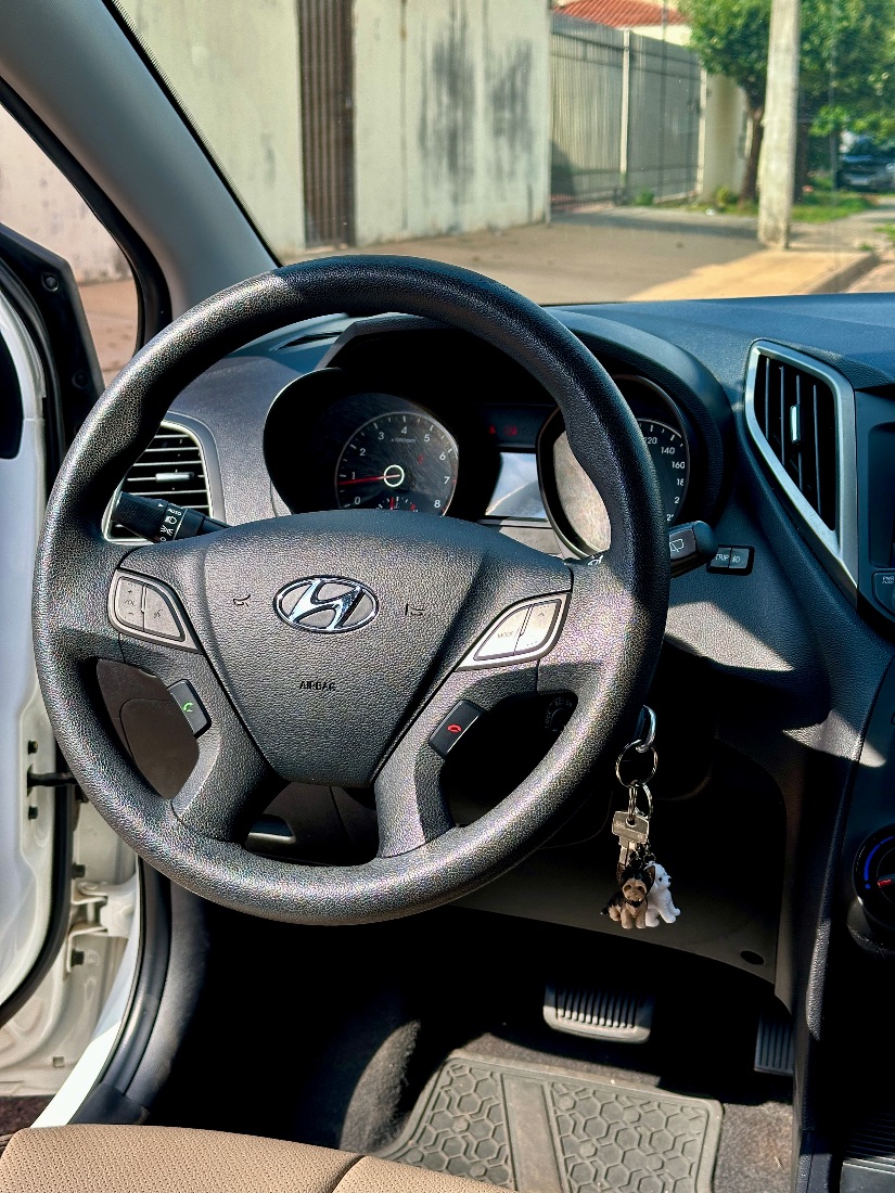 Hyundai HB20 Hatch 1 Million 1.6 Automático Flex 2018/2019 — foto 13 de 15