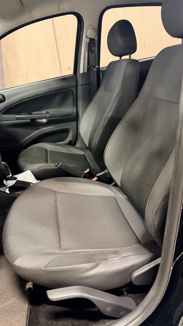 Volkswagen Voyage 1.6 MSi Automático Flex 2021/2022 — foto 10 de 15