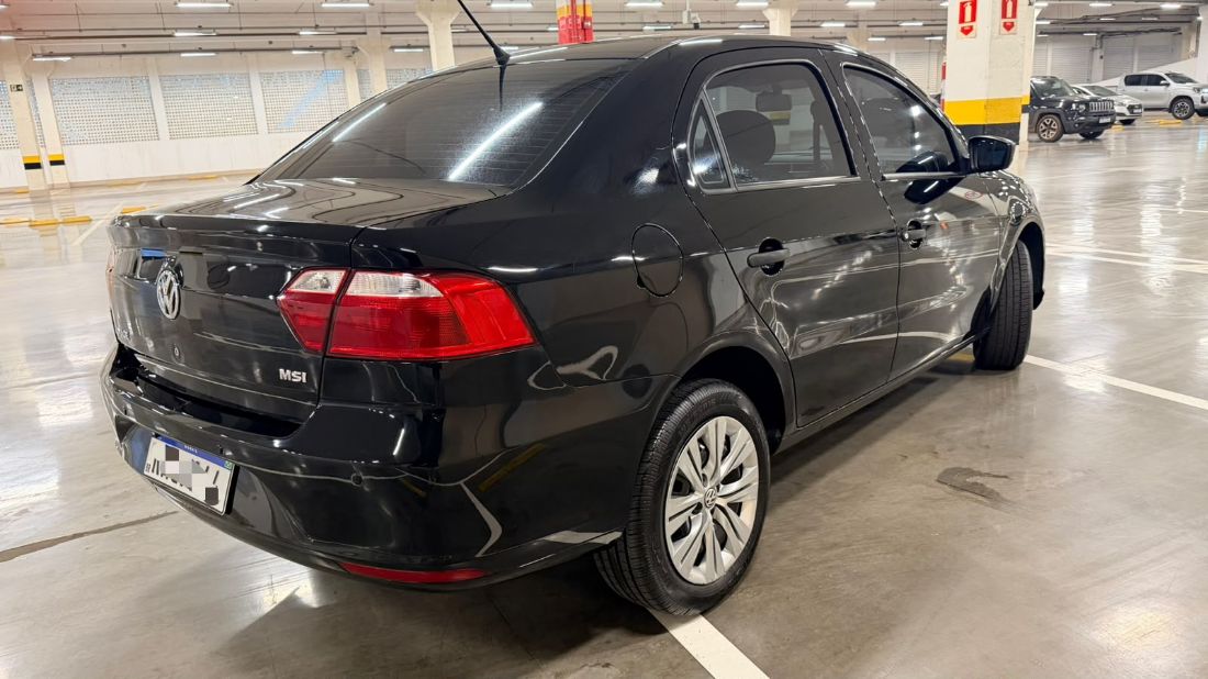 Volkswagen Voyage 1.6 MSi Automático Flex 2021/2022 — foto 12 de 15
