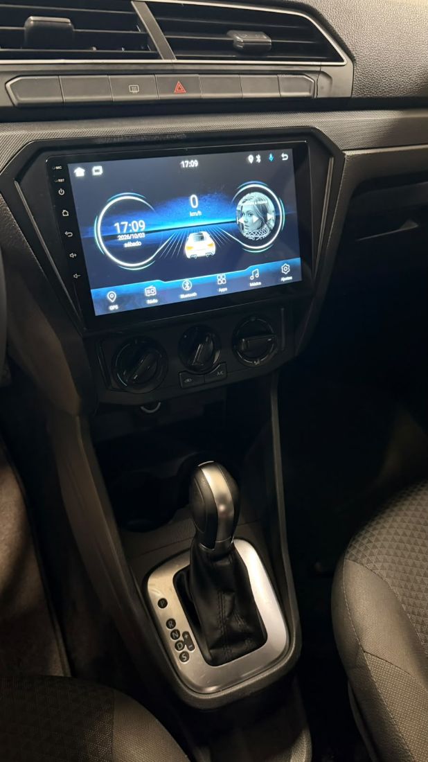 Volkswagen Voyage 1.6 MSi Automático Flex 2021/2022 — foto 9 de 15