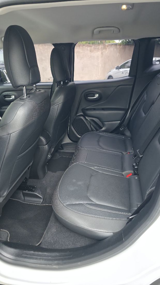 Jeep Renegade Longitude T270 1.3 Turbo 4x2 Automático Flex 2022/2023 — foto 4 de 7