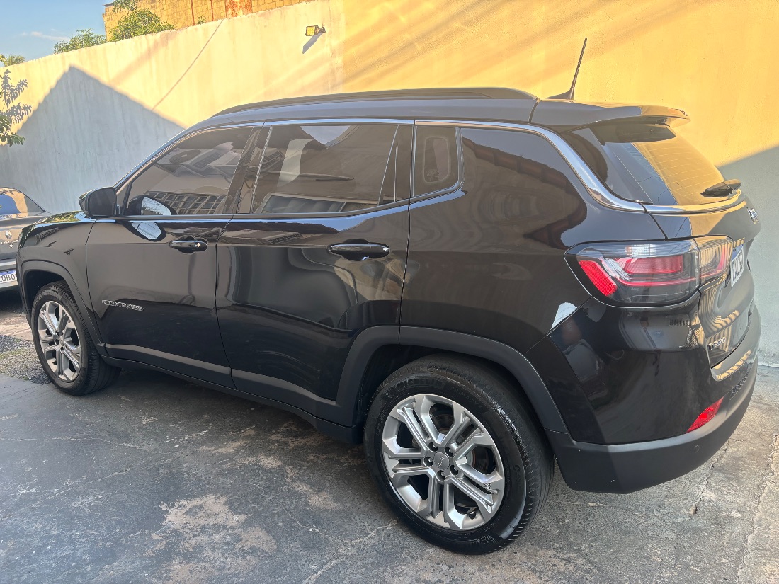 Jeep Compass Longitude T270 1.3 Turbo 4x2 Automático Flex 2021/2022 — foto 3 de 15