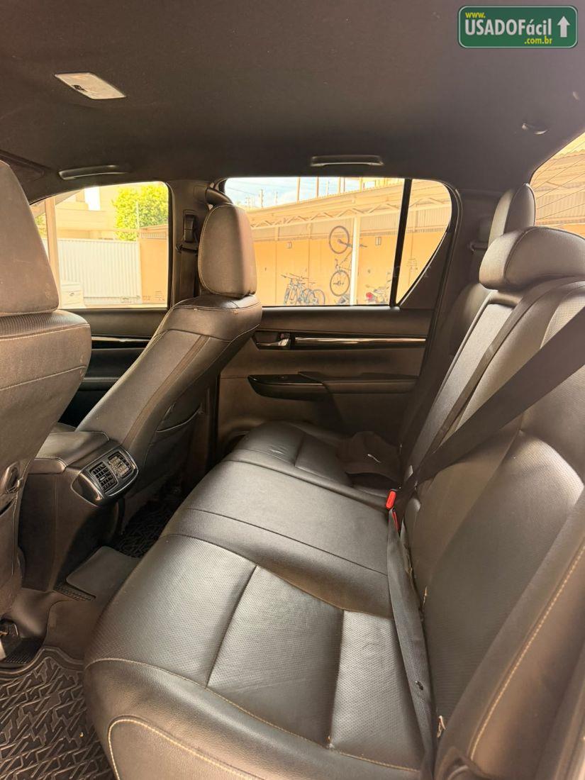Toyota Hilux SRX CD 2.8 4x4 TDI Automático Diesel 2019/2019 — foto 5 de 10