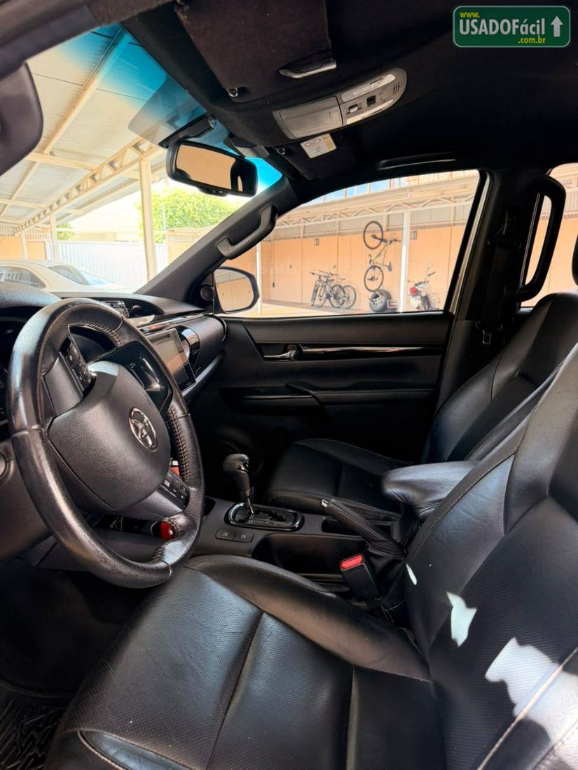 Toyota Hilux SRX CD 2.8 4x4 TDI Automático Diesel 2019/2019 — foto 8 de 10
