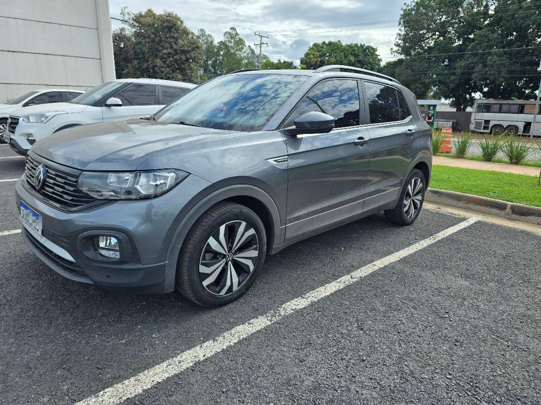 Volkswagen T-Cross Comfortline 200 TSI 1.0 Automático Flex 2021/2022 — foto 3 de 7
