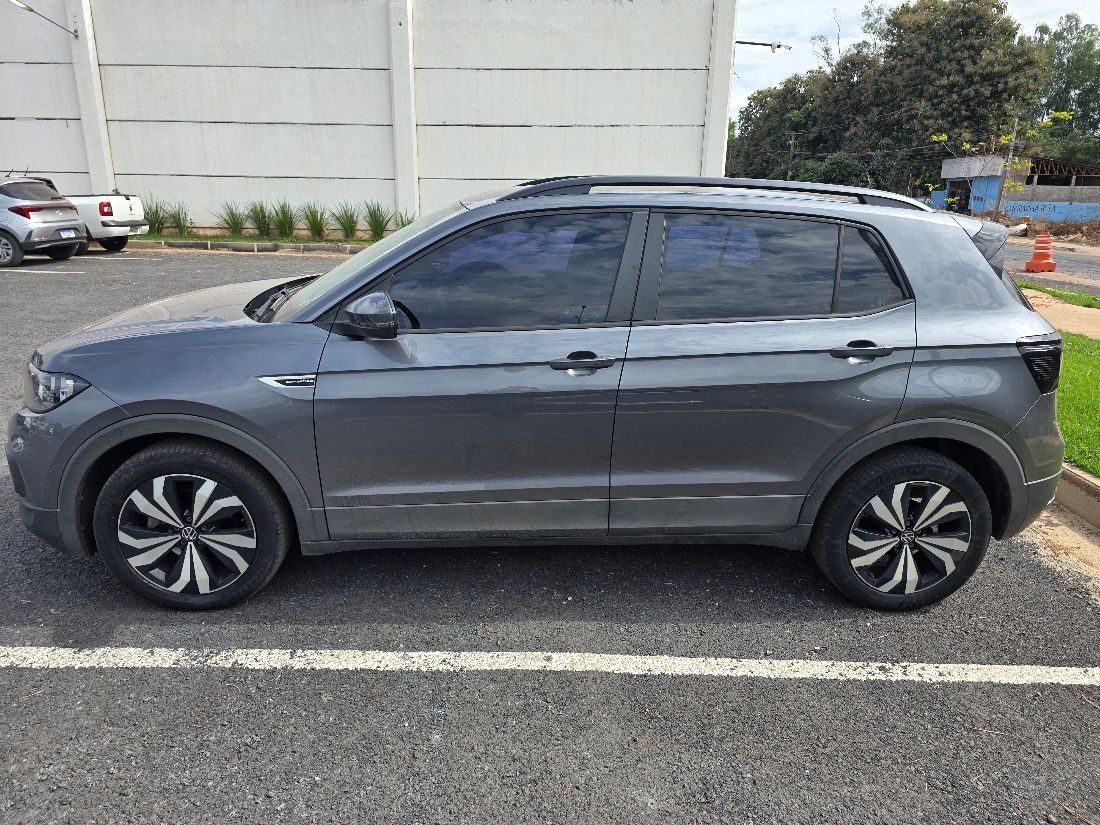 Volkswagen T-Cross Comfortline 200 TSI 1.0 Automático Flex 2021/2022 — foto 5 de 7