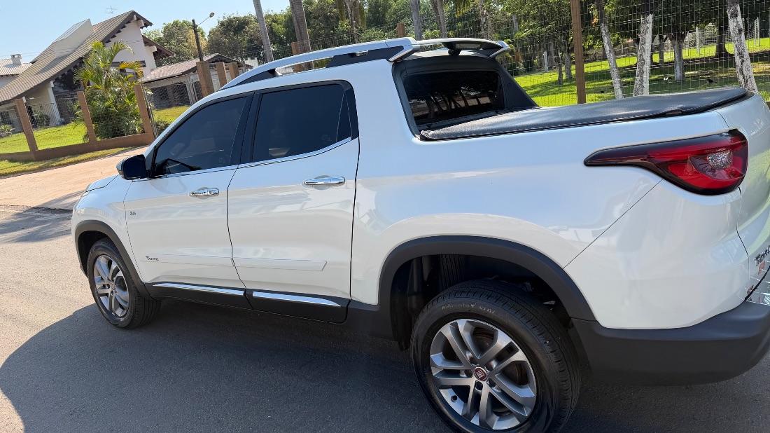 Fiat Toro Volcano 2.4 Automático Flex 2019/2020 — foto 6 de 15