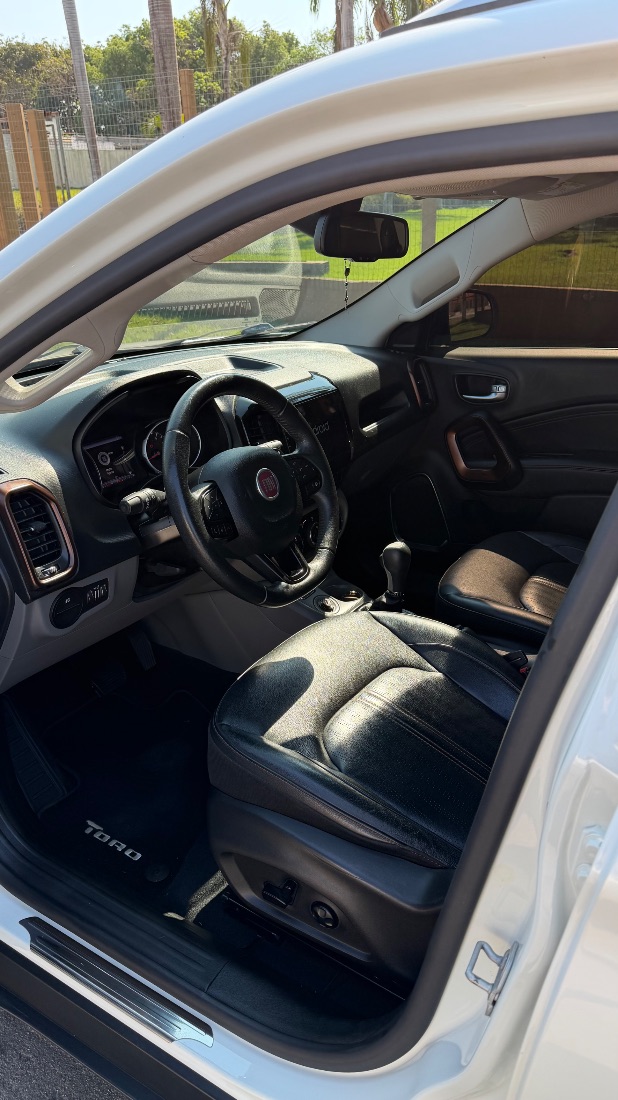 Fiat Toro Volcano 2.4 Automático Flex 2019/2020 — foto 8 de 15