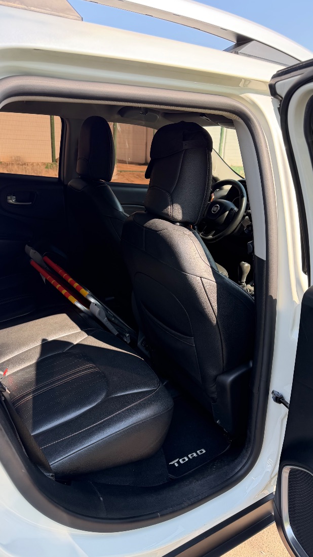 Fiat Toro Volcano 2.4 Automático Flex 2019/2020 — foto 9 de 15