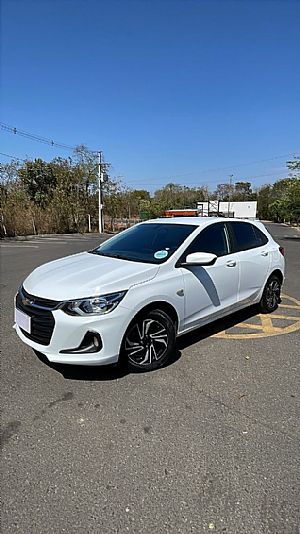Onix Hatch Lt 1.0 Mecânico Flex 2025/2025 em Várzea Grande - MT