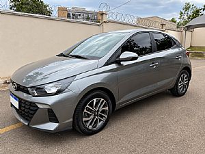 Hb20 Hatch Limited 1.0 Mecânico Flex 2023/2024 em Cuiabá - MT