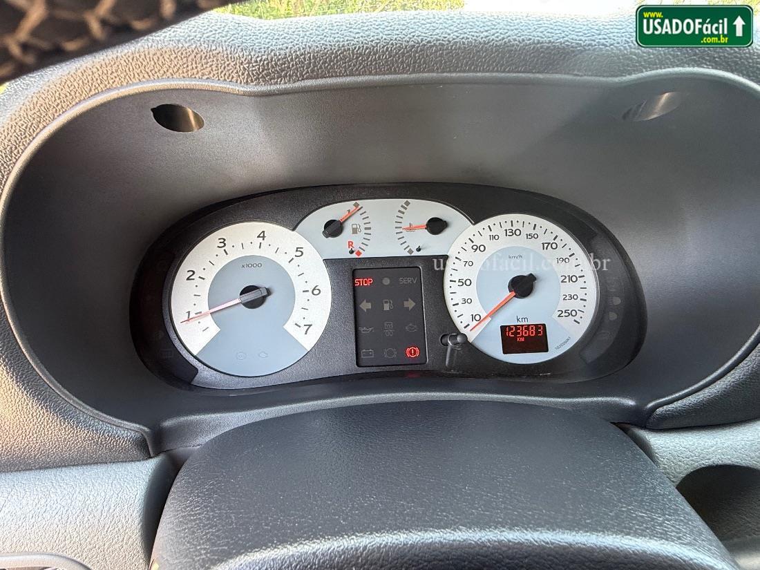 RENAULT Clio Sedan Privilège Hi-Flex 1.6 16V 4p 2007/2007 — foto 7 de 7