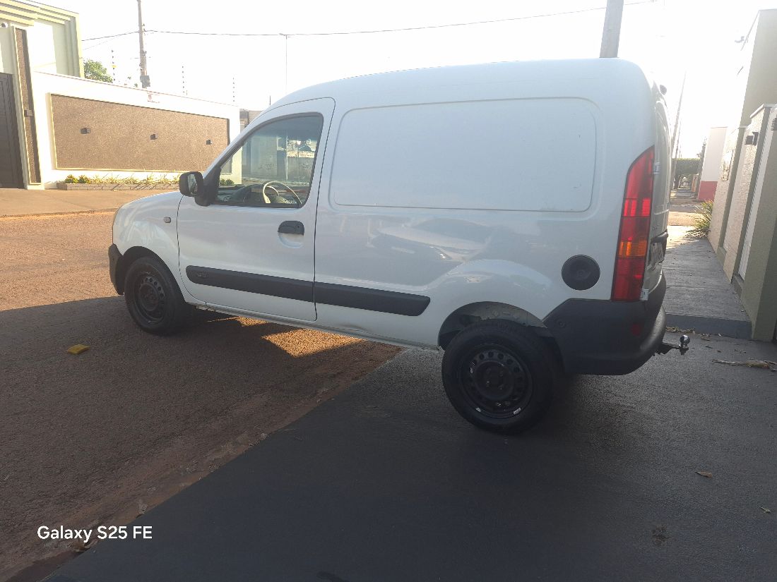 Renault Kangoo Express Hi-Flex 2015/2016 — foto 10 de 12