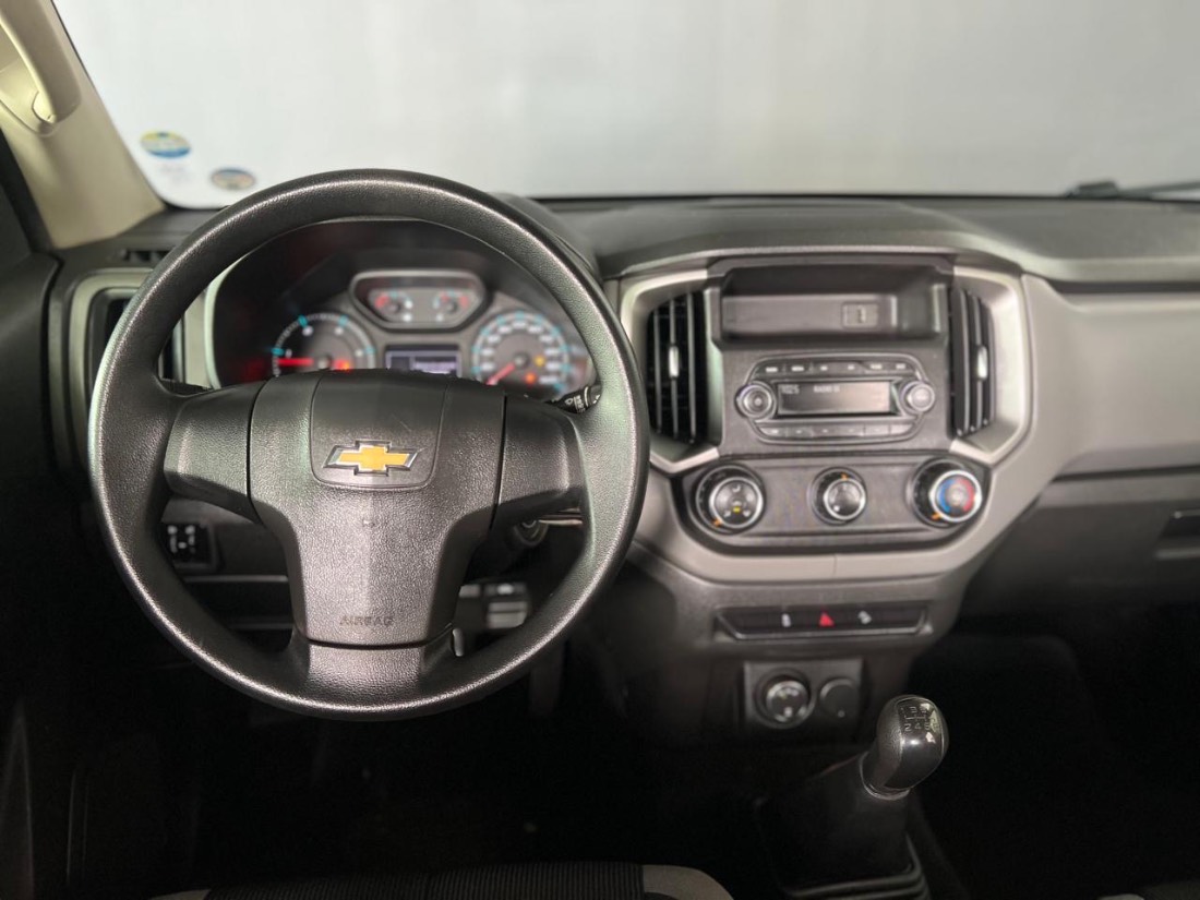 CHEVROLET/GM S10 LS CD 2.8 4x4 TDI Mecânico Diesel 2023/2024 — foto 12 de 15