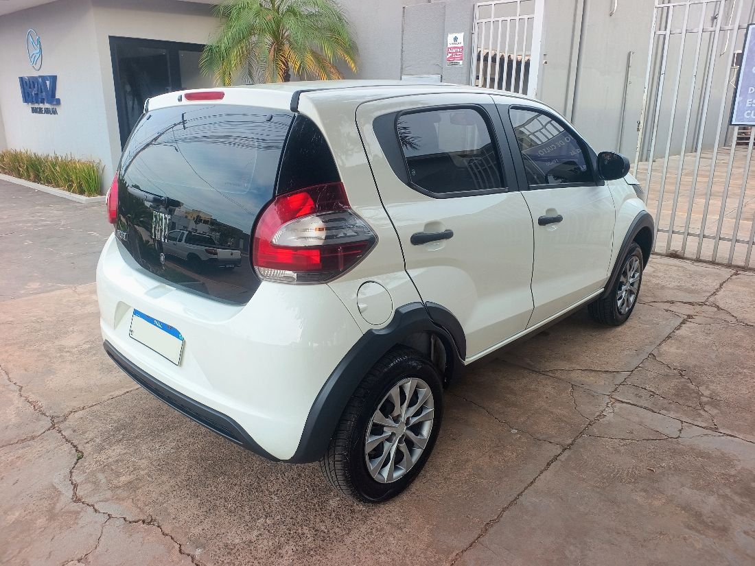 Fiat Mobi Like Flex 2022/2023 — foto 6 de 11