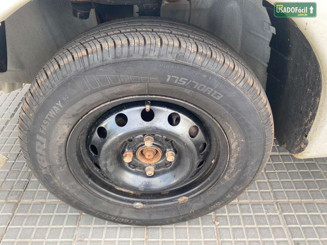 VOLKSWAGEN Gol 1.0 Mi 4P Total Flex 2013/2014 — foto 15 de 18