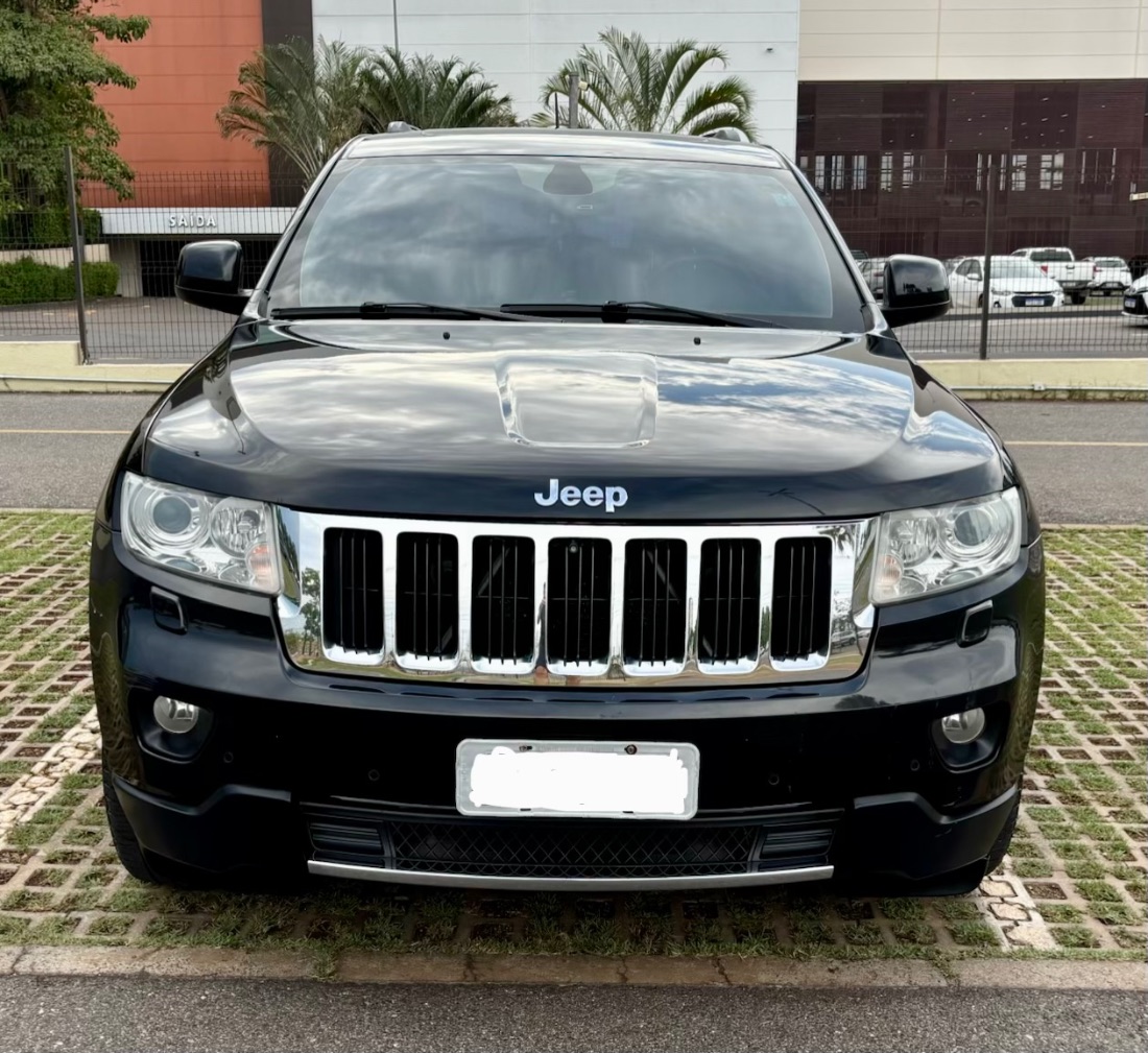 Jeep Grand Cherokee Limited 3.6 4x4 V6 Automático 2012/2012 — foto 2 de 15