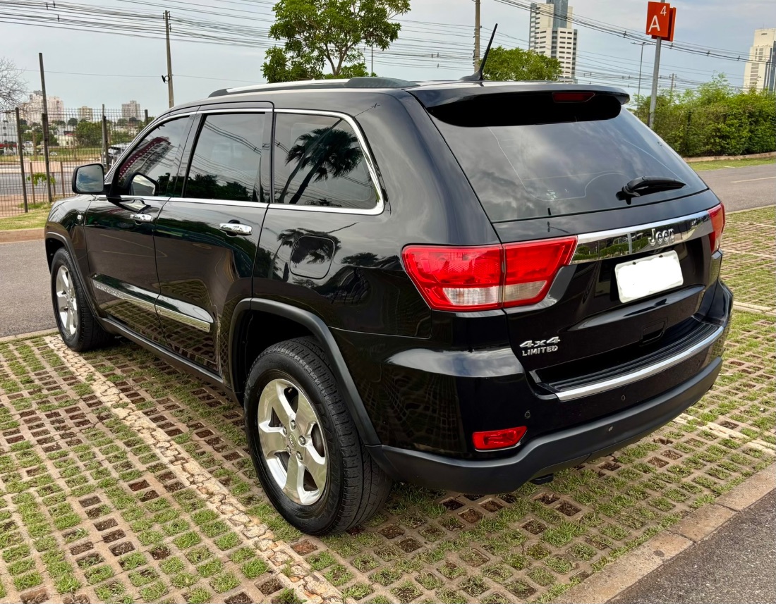 Jeep Grand Cherokee Limited 3.6 4x4 V6 Automático 2012/2012 — foto 5 de 15