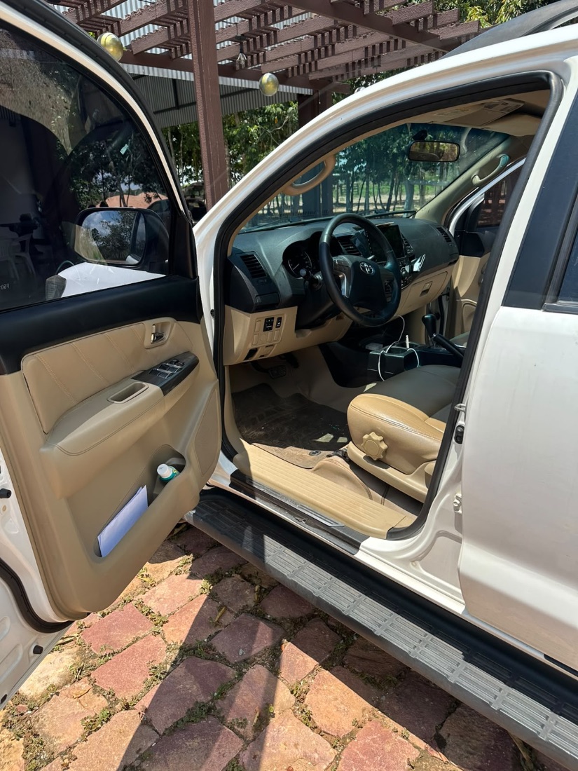 Toyota SW4 FLEX 2.7 7 LUGARES 2015/2015 — foto 11 de 13