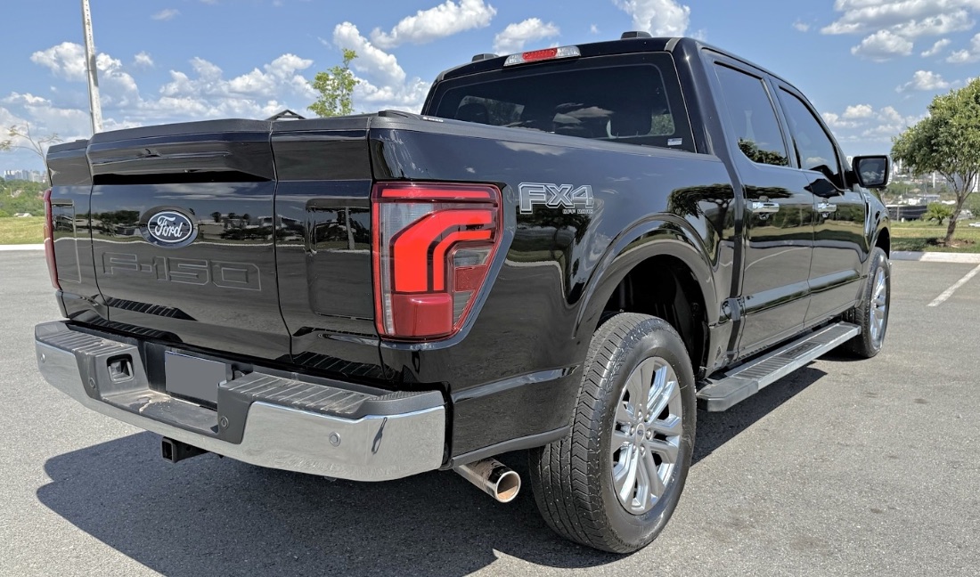 Ford F-150 Lariat 4x4 5.0 V8 2024/2024 — foto 5 de 15
