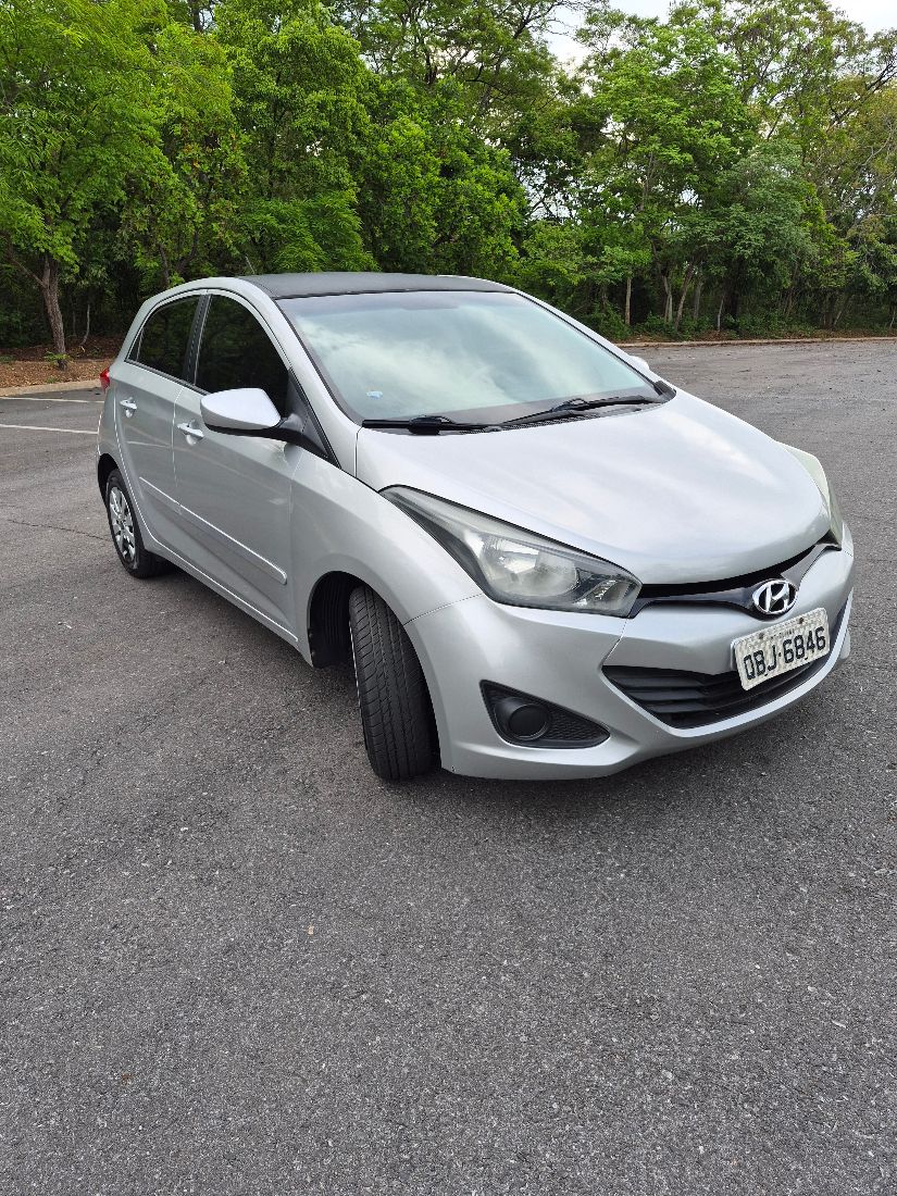 Hyundai HB20 Hatch Comfort Plus 1.0 Flex 2014/2014 — foto 2 de 15