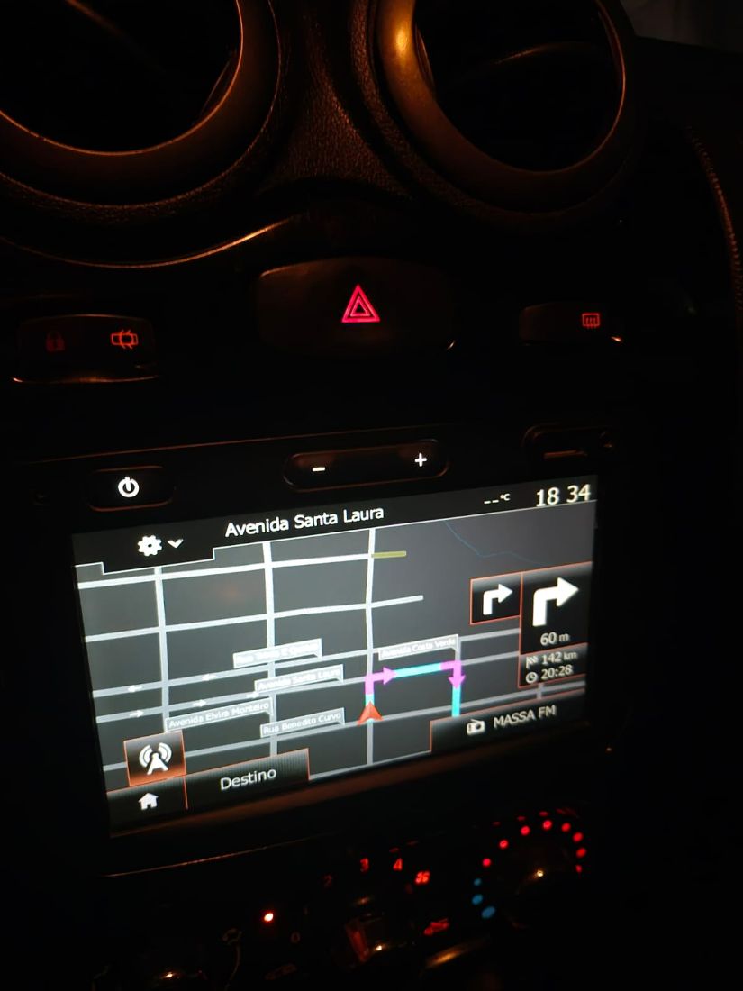 Renault Sandero Stepway 1.6 5P Hi-Power 2013/2013 — foto 10 de 11