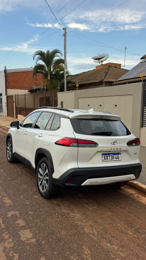 Toyota Corolla Cross XRE 2.0 Automático Flex 2022/2023 — foto 3 de 15
