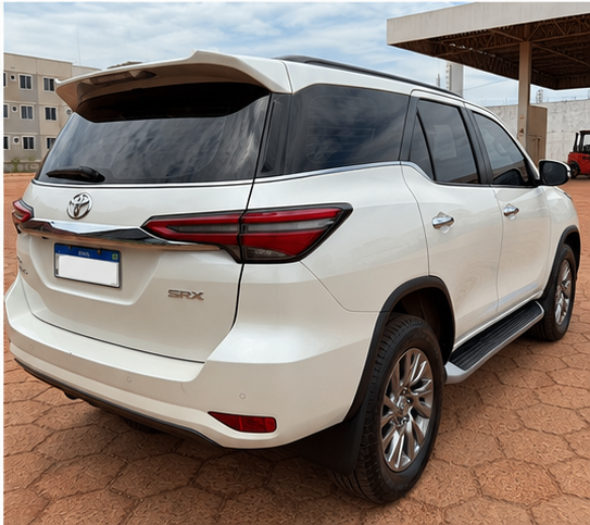 Toyota Hilux SW4 SRX 2.8 4x4 TDI Automático Diesel 2021/2021 — foto 4 de 9