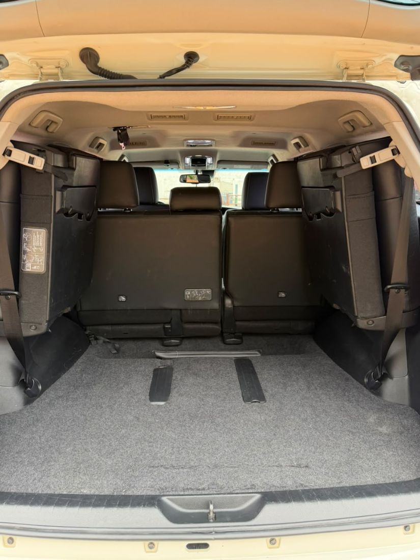 Toyota Hilux SW4 SRX 2.8 4x4 TDI Automático Diesel 2021/2021 — foto 8 de 9