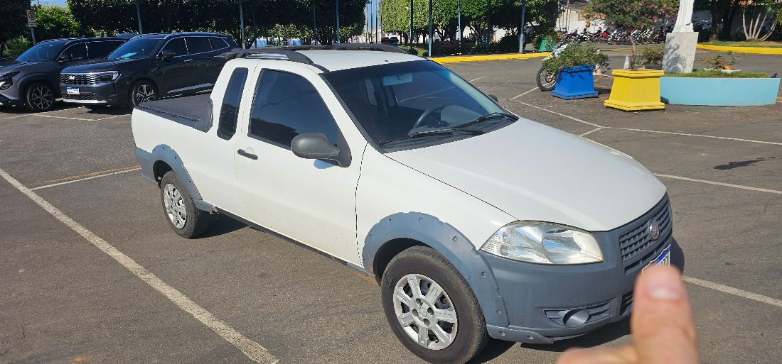 Fiat Strada working ce gabine estendida 2013/2013 — foto 2 de 8