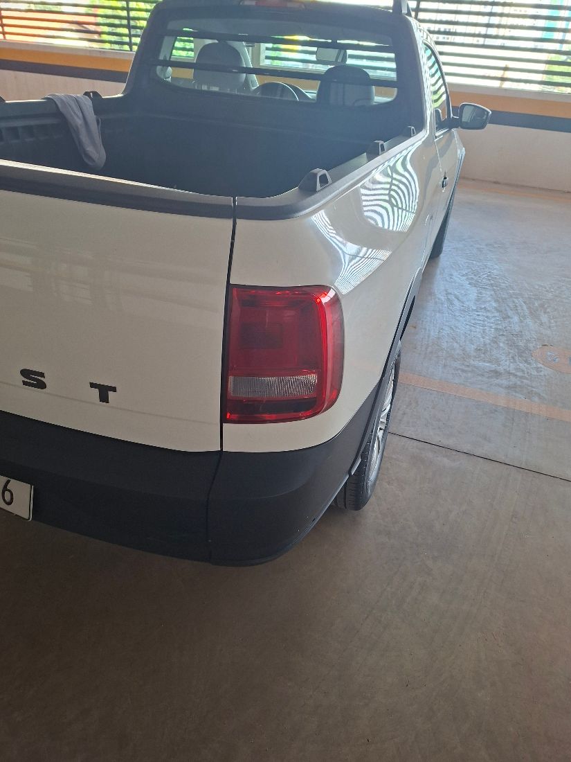 Volkswagen Saveiro Robust CD 1.6 Total Flex 2020/2021 — foto 5 de 12