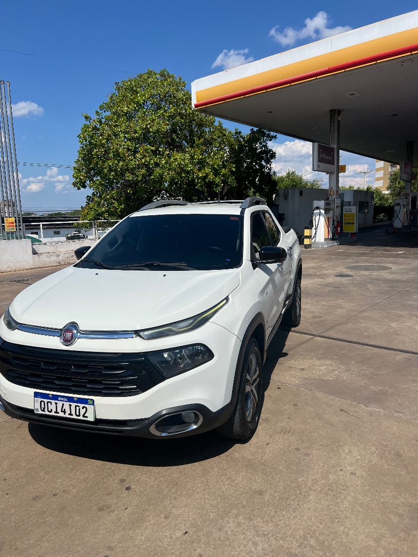Fiat Toro Volcano 2.4 Automático Flex 2019/2019 — foto 3 de 13