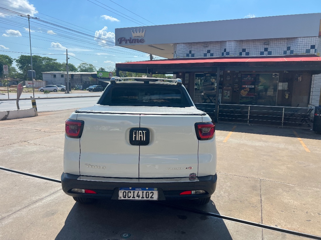 Fiat Toro Volcano 2.4 Automático Flex 2019/2019 — foto 6 de 13