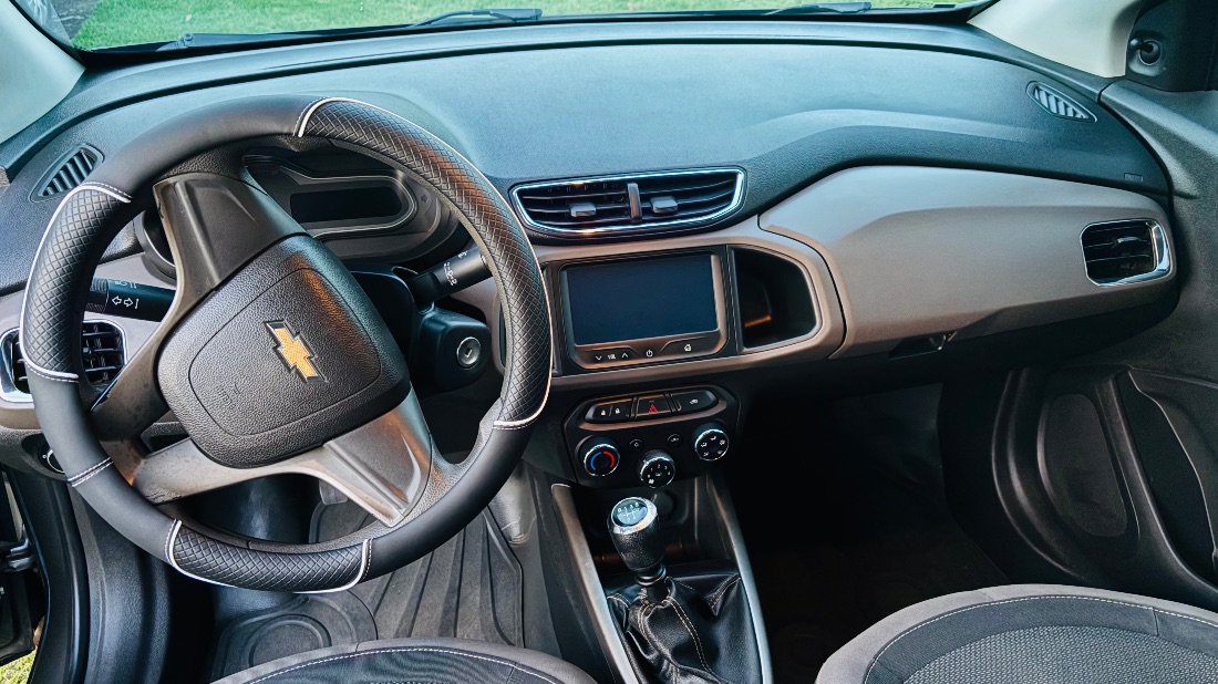 CHEVROLET/GM Prisma Sedan LT 1.4 8V FlexPower 2014/2015 — foto 9 de 15