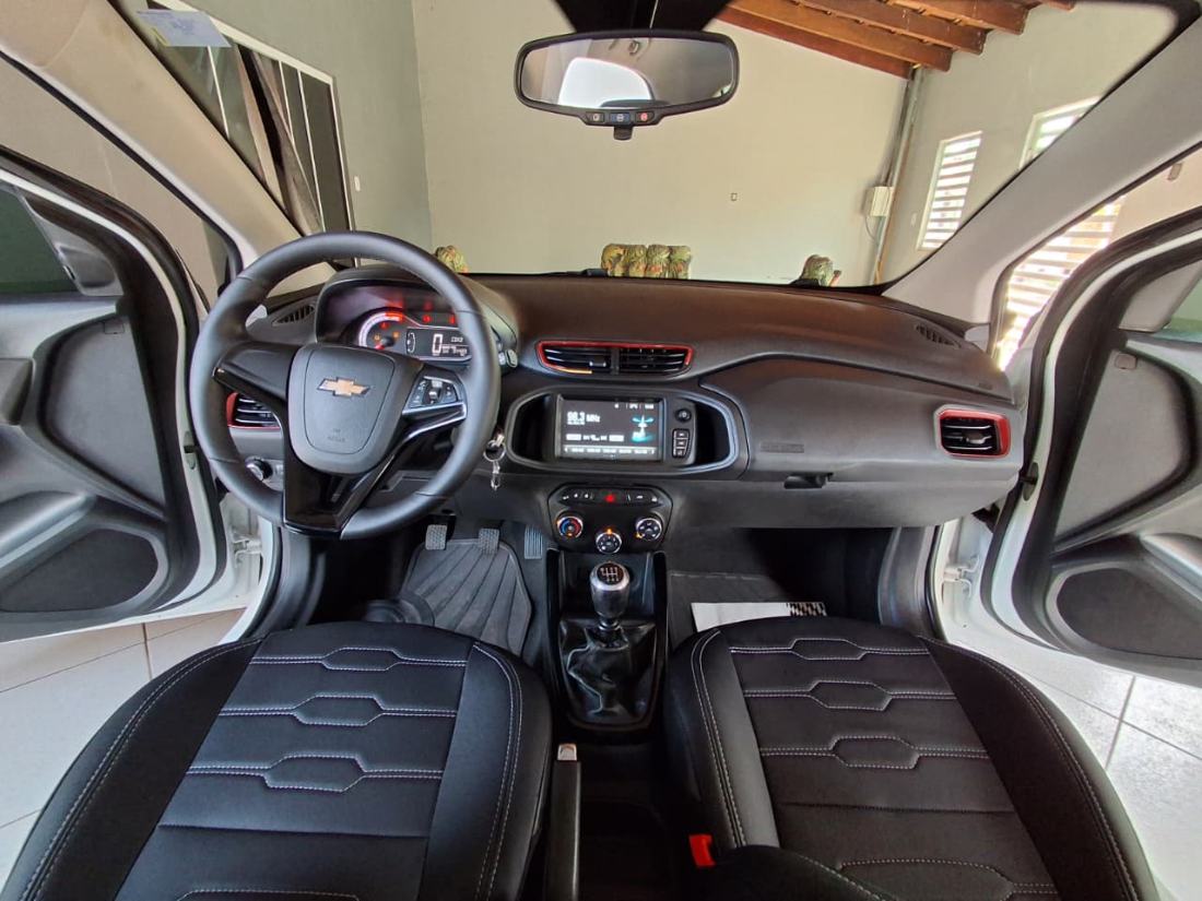 CHEVROLET/GM Onix Hatch Effect 1.4 Mecânico Flex 2019/2019 — foto 7 de 9