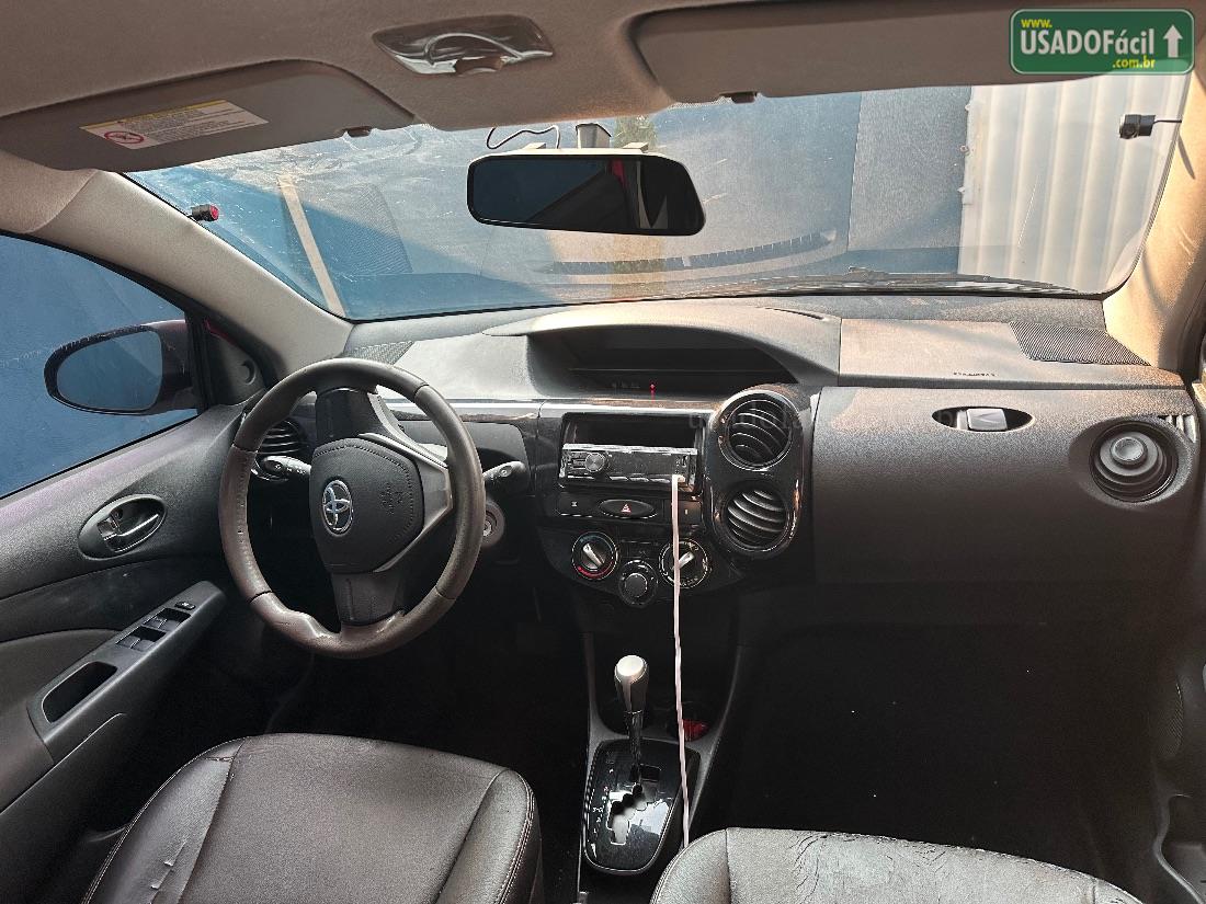 TOYOTA Etios Hatch X 1.3 Automático Flex 2016/2017 — foto 9 de 9