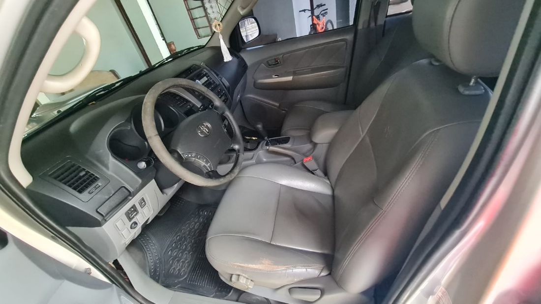 Toyota Hilux SRV CD D4-D 3.0 4x4 TDI Automático Diesel 2010/2010 — foto 5 de 7