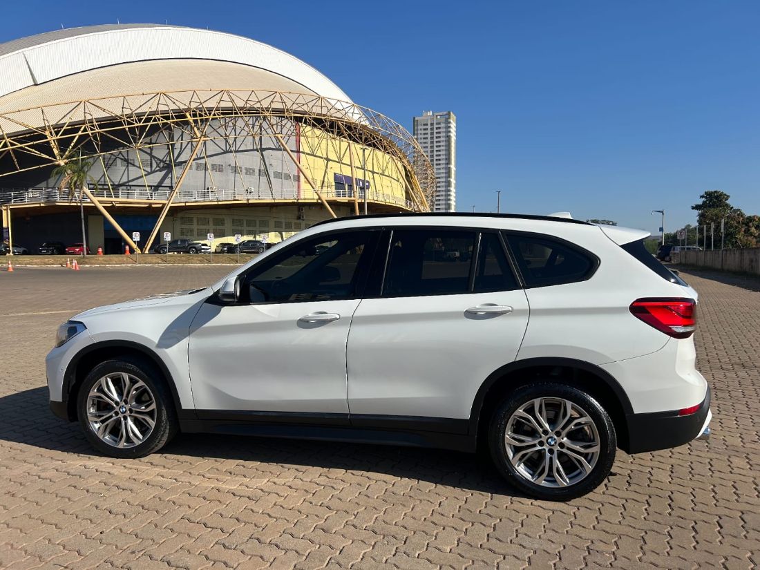 BMW BMW X1 Srive 20i 2.0 2019/2020 — foto 4 de 11