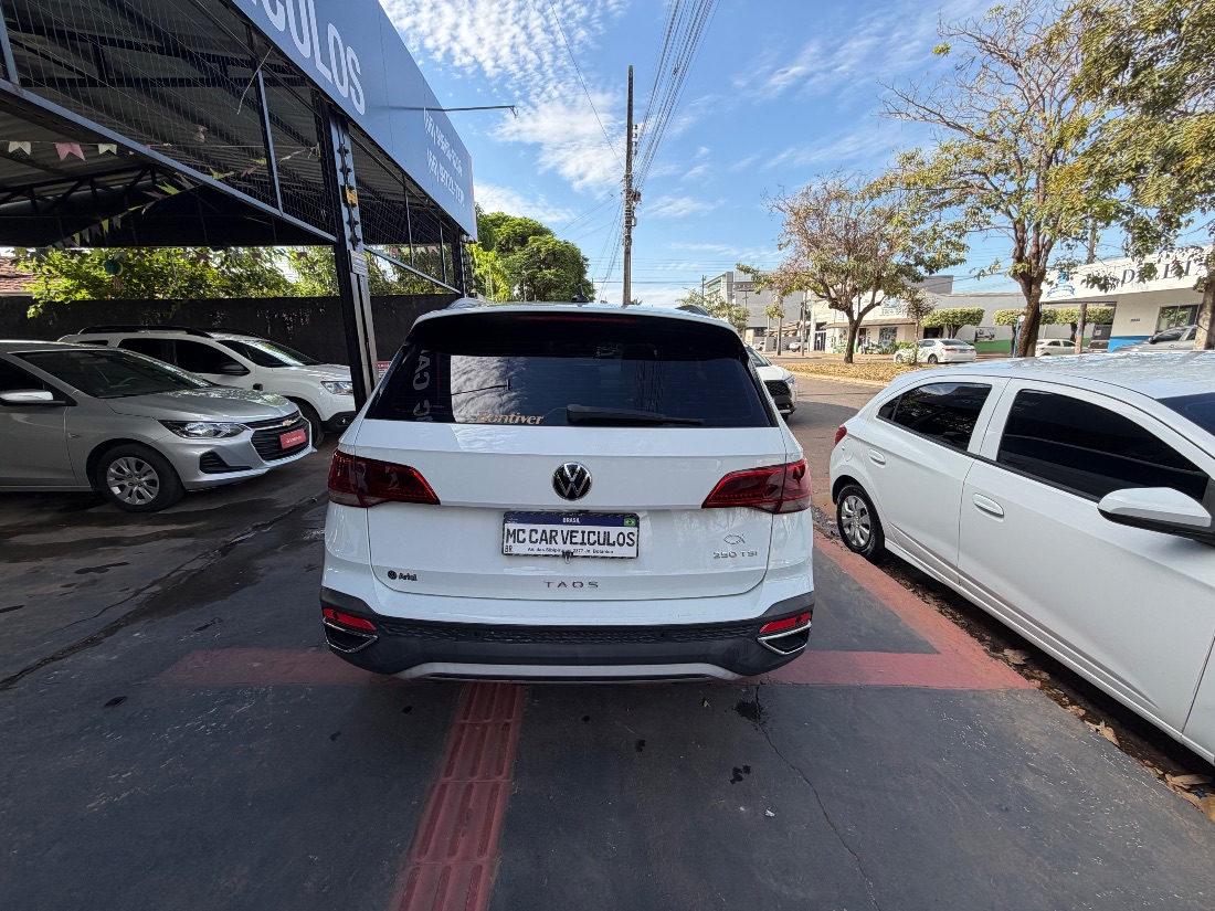 Volkswagen Taos Comfortline 250 TSI 1.4 Automático Flex 2022/2022 — foto 4 de 13