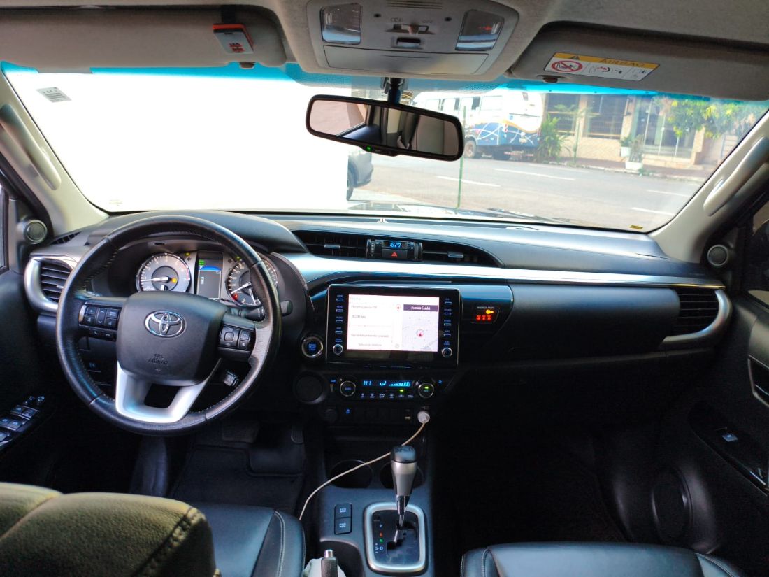 Toyota Hilux SRV CD 2.7 4X2 Automático Flex 2021/2021 — foto 4 de 7