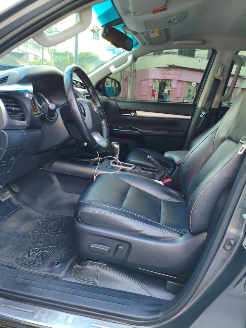 Toyota Hilux SRV CD 2.7 4X2 Automático Flex 2021/2021 — foto 6 de 7