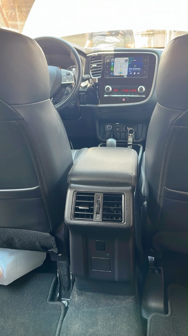 Mitsubishi Outlander HPE-S 2.2 4x4 Automático Diesel 2020/2021 — foto 10 de 10