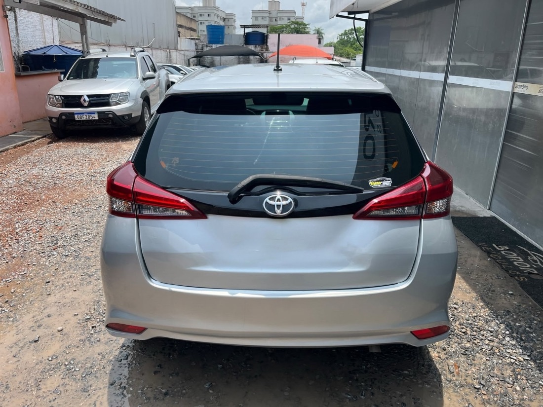 Toyota Yaris Hatch XLS 1.5 Automático Flex 2018/2019 — foto 4 de 12